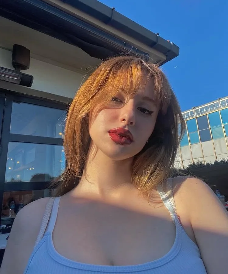 Özlem - Çatalca Escort