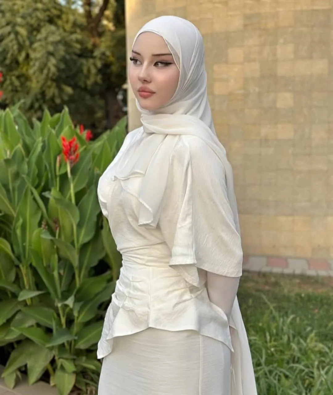 Defne - Çatalca Escort